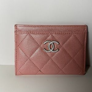 Chanel Iridescent Pink Caviar Leather Card Holder